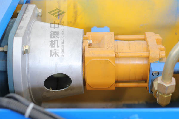 ZDPK-10032采用國內(nèi)一流品牌電機(jī)及油泵，動(dòng)力強(qiáng)勁，噪音低